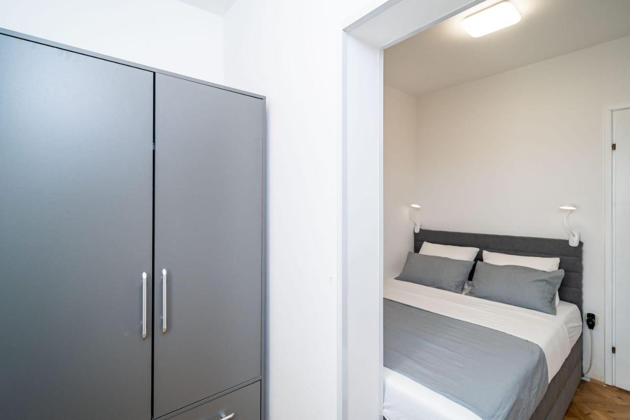 Apartman Knego With Parking Dubrovnik Exterior foto